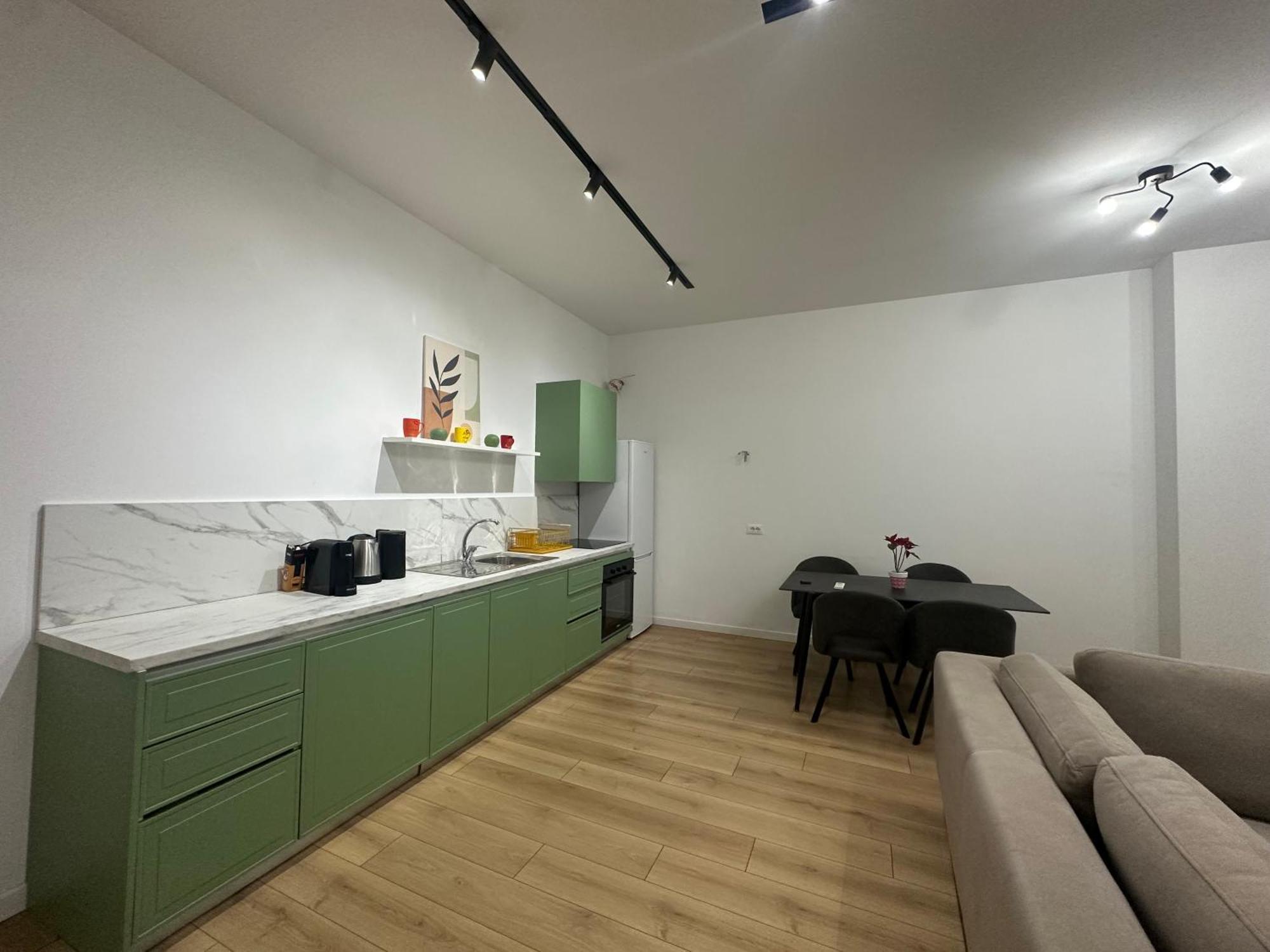 Free Parking Tirana Modern Escape Apartamento Exterior foto