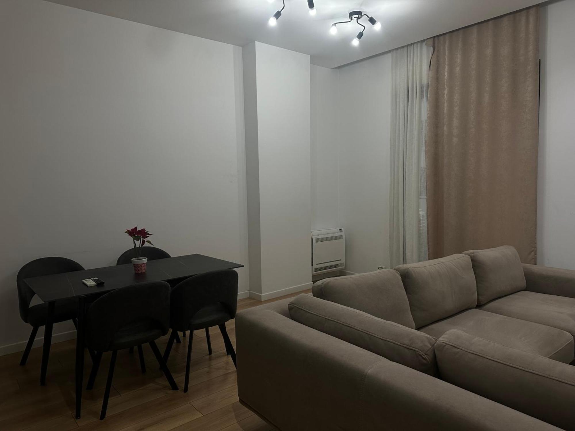 Free Parking Tirana Modern Escape Apartamento Exterior foto